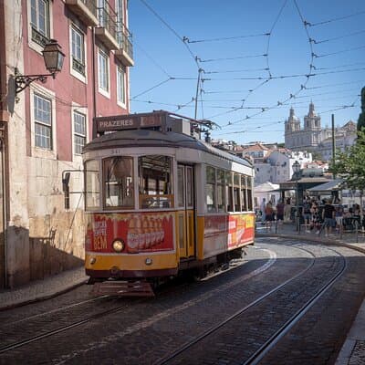 Tuk Tuk's Private Tourist Circuits in Lisbon 4