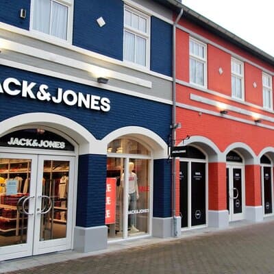 Designer Outlet Roermond Private Day Tour From Amsterdam 3