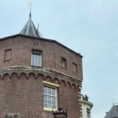 Ghost Walking Tour and Dark History in Amsterdam 4