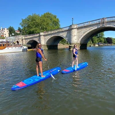 Stand up Paddleboarding on the beautiful Thames at Richmond 2