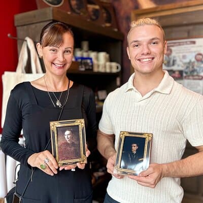 Van Gogh, Vermeer or Rembrandt Style Photo Souvenir 5