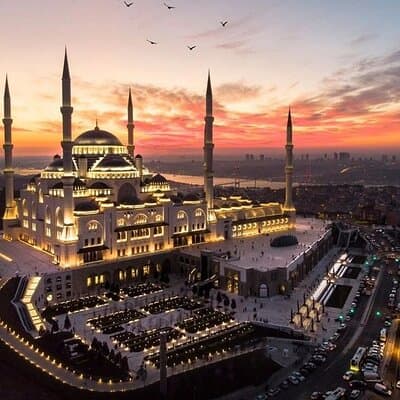 Guided Istanbul Full Day Asian Side Tour with Tickets and Lunch
