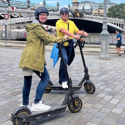 City Tour Of Paris by Electric Scooter 2