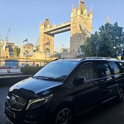 Luxury Private Chauffeur to Harry Potter Studio Tour (6 hours) 2