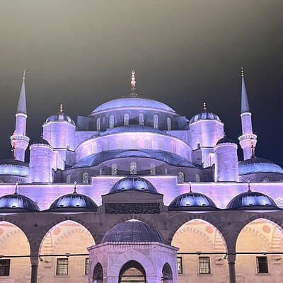 Imperial Traces of Istanbul – Private Guided Signature Tour