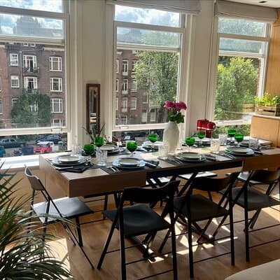 Authentic Italian Dinner in Cozy Canal Home in Amsterdam 4