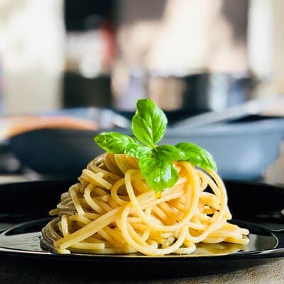 Authentic Italian Dinner in Cozy Canal Home in Amsterdam 5