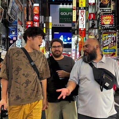 Bar Hopping Tour with a local Guide in Shinjuku 3