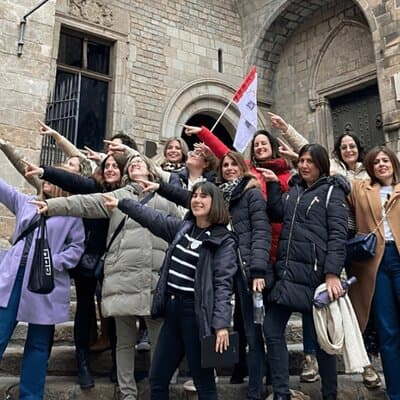 HistARy: Guided tour of the Gothic Quarter with Augmented Reality 3