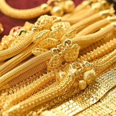 A Personal Shopper 3