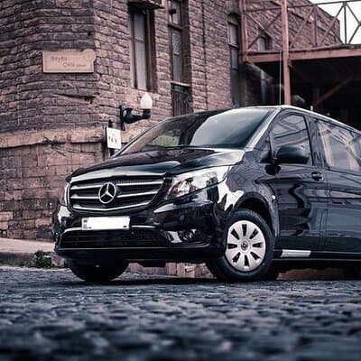 Amsterdam Airport Private Arrival Transfer by Luxury Van