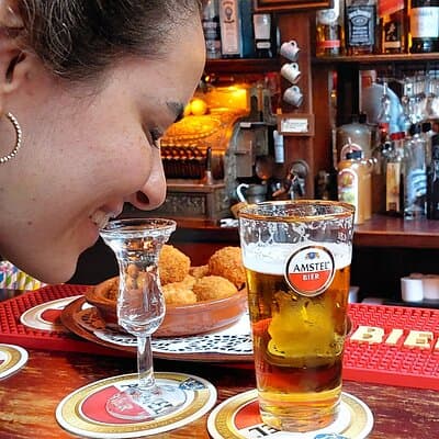 Amsterdam: Private Guided Walking Tour (French or English) 4