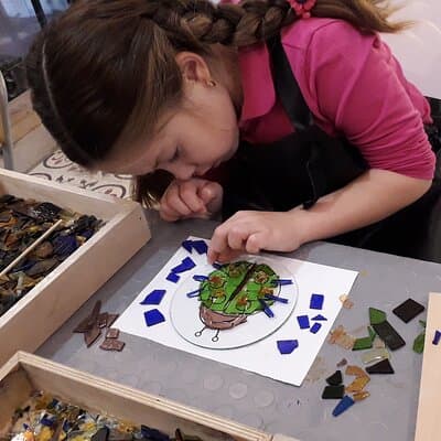 Glass Fusing Workshop with Senior Glass Master | Create your Art 2