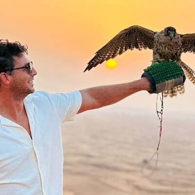Dubai Premium Desert Safari with Dinner & Shows (Private Car) 2