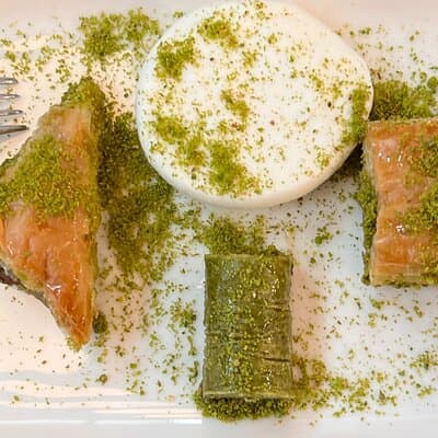 Two Continents Private and Guided Food Tour in Istanbul. 3