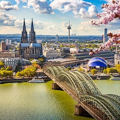 2 Countries in 1 Day: Cologne Day Tour from Amsterdam 3
