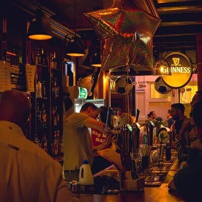 New Year's Eve Pub Crawl With Optional Club Entrance 4