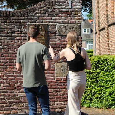 Amsterdam Van Gogh Art Heist Game Tour Discover like a Detective 3