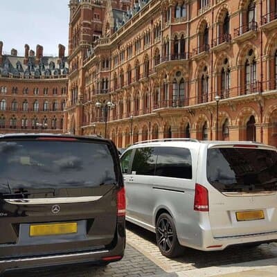 Private Full-Day Tour: London to Cotswolds, Bath & Stonehenge 5