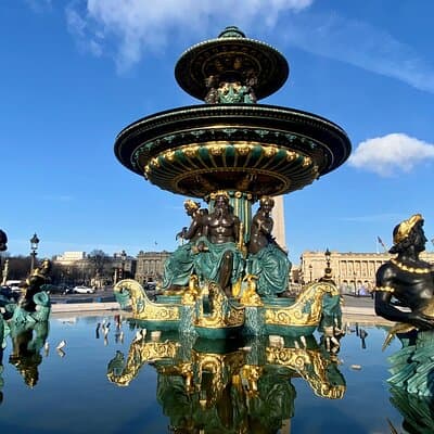 Paris Full Day Live Guided Tour, Eiffel Tower, Louvre, Montmartre