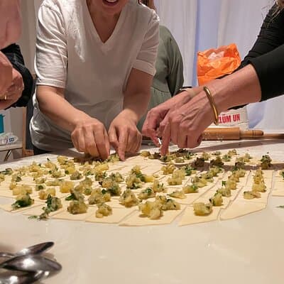 Istanbul Vegan/Vegeterian Cooking Class with Locals at Home 2