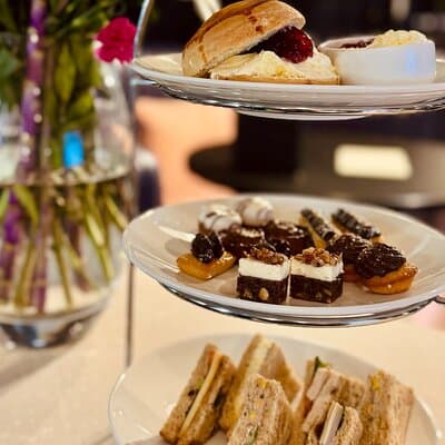London: Afternoon Tea Experience at The Clipper Lounge 3