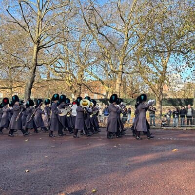 Essential London Tour and Changing of the Guard 5