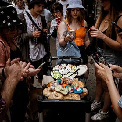 NYC Bagel Tours: Midtown's Iconic Bagels 5