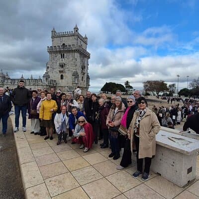 Walking Tour in Alfama with Castle and Belém by Car 2