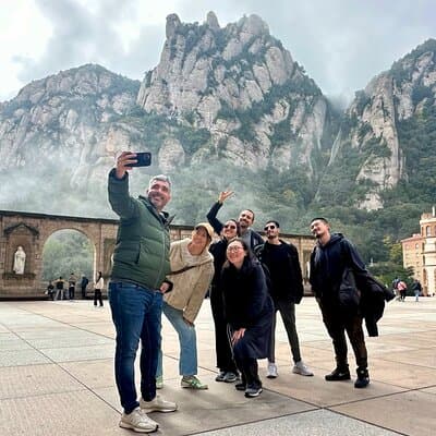 Semi-Private Montserrat Tour from Barcelona 4