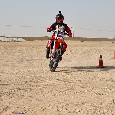 Adult Desert Motorbike Training in Dubai 3