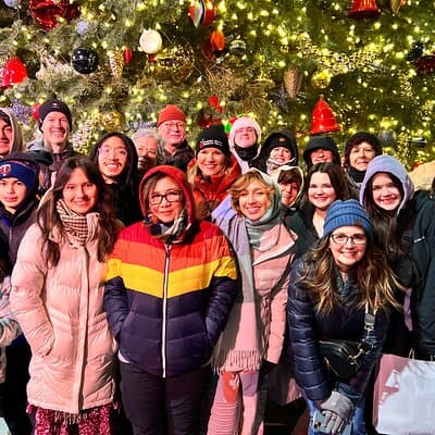 New York Christmas Holiday Lights Walking Tour 4