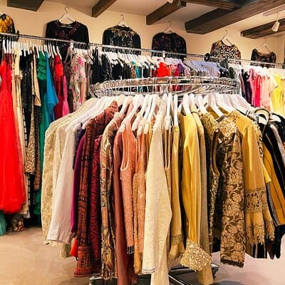 Clothes Shopping Tour, Vintage and Thrift, local Dutch guide 5