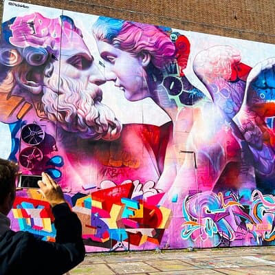 Street Art Walking Tour, private local Dutch guide 3