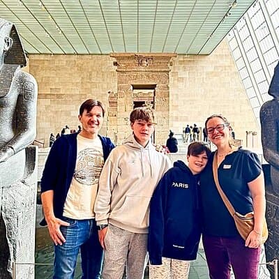 Family Friendly Met tour Metropolitan Museum of Art Private Tour 4