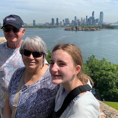Family Friendly Statue of Liberty and Ellis Island Private Tour 4