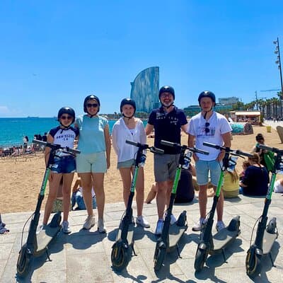 Barcelona Panoramic Escooter or E-Bike Tour