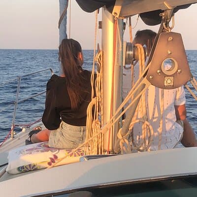 Boat Tour with Drink and Picoteo, Barcelona