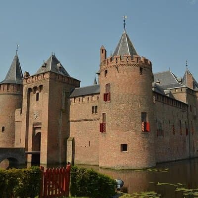 Private tour to Castle de Haar and Muiderslot from Amsterdam 4