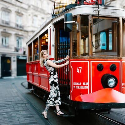 Istanbul Photoshoot tour with Local Photographer 2