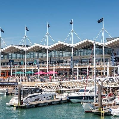 Private Portsmouth Heritage & Coastal Day Tour from London 4