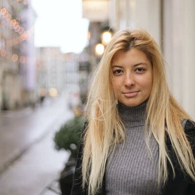 Personalized Amsterdam Photoshoot with Professional Photographer 4