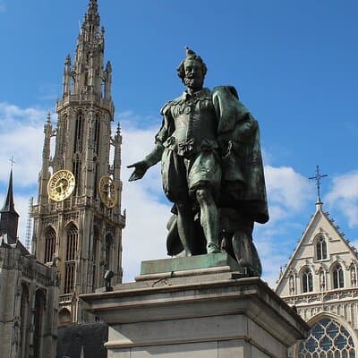 Private Sightseeing tour to Antwerp and Brussels from Amsterdam