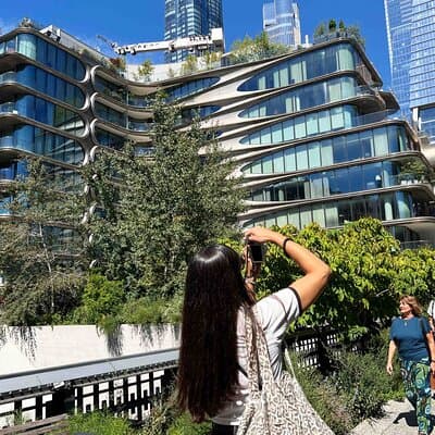 Chelsea Architecture and Art Tour with Award Winning NYC Guide 3