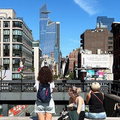 Chelsea Architecture and Art Tour with Award Winning NYC Guide 4
