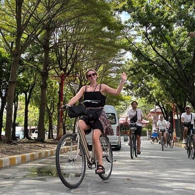 Bangkok Thonburi Backstreets and 3 Peaceful Temple Bike Tour 2