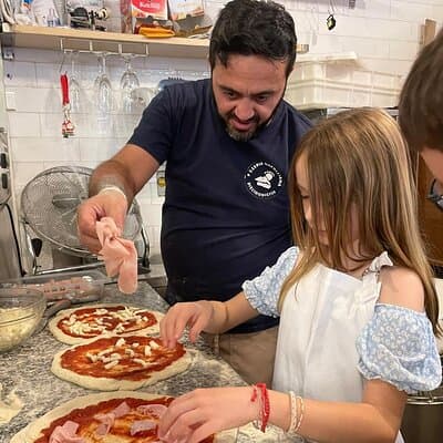 Rome: Neapolitan Pizza Cooking Class in Front of the Vatican 4