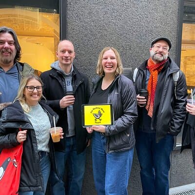 Iconic NYC Breakfast Food & Landmark Tour: Coffee, Bagel, Donut + 4