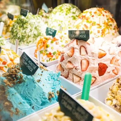 NYC Bagel Tours: Midtown's Iconic Bagels 3