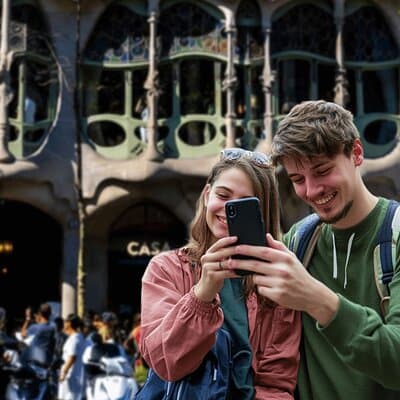 Barcelona self-guided city walking tour with audio & quizzes 3